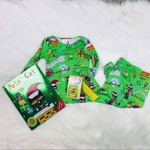 Pete the Cat Christmas 24 month pjs w/ flaws
